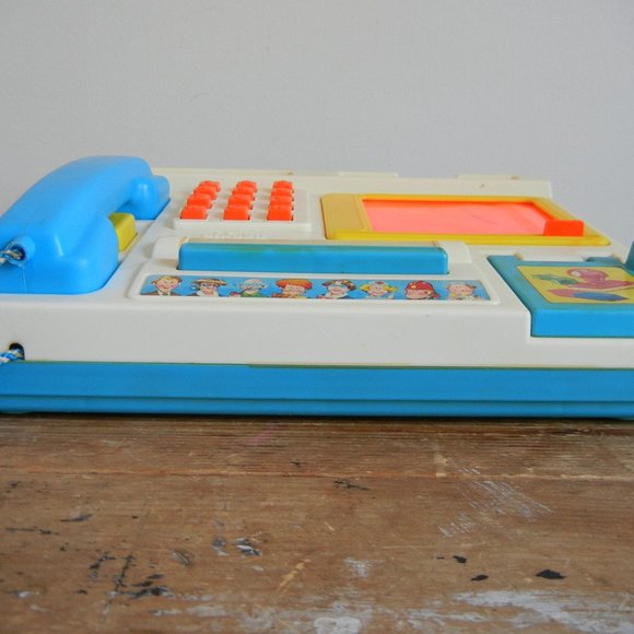 Vintage Chicco Telephone Phone Desk Musical Toy - Picture 13 of 16